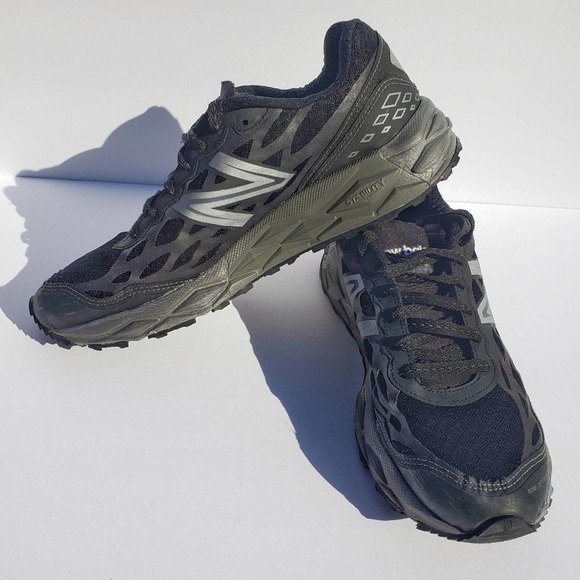 NEW BALANCE Sneakers Black Grey Sz 10 Womens - Picture 8 of 12